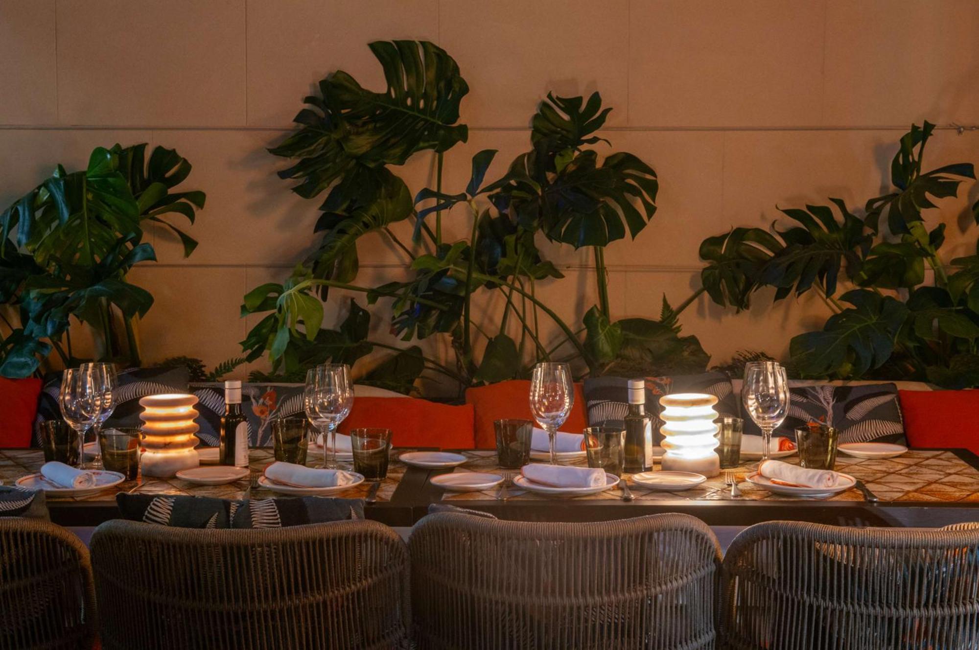 Hotel Montera Madrid, Curio Collection By Hilton Екстериор снимка