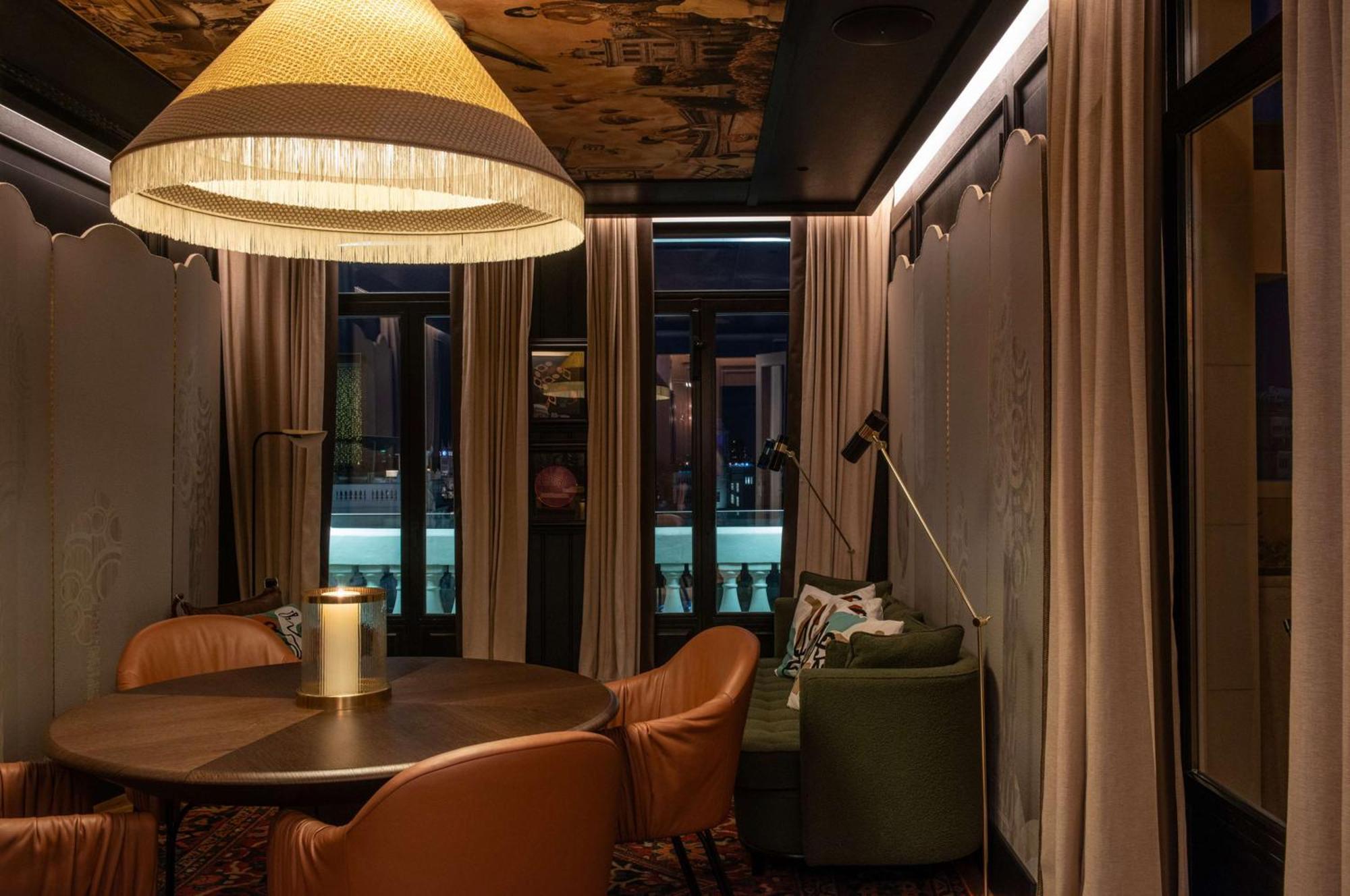 Hotel Montera Madrid, Curio Collection By Hilton Екстериор снимка